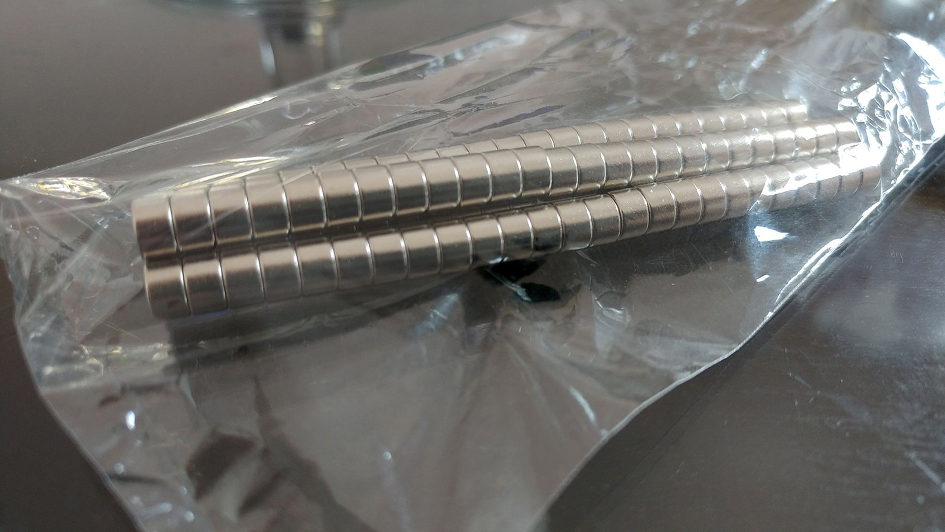 01 Magnets 5mm.jpg