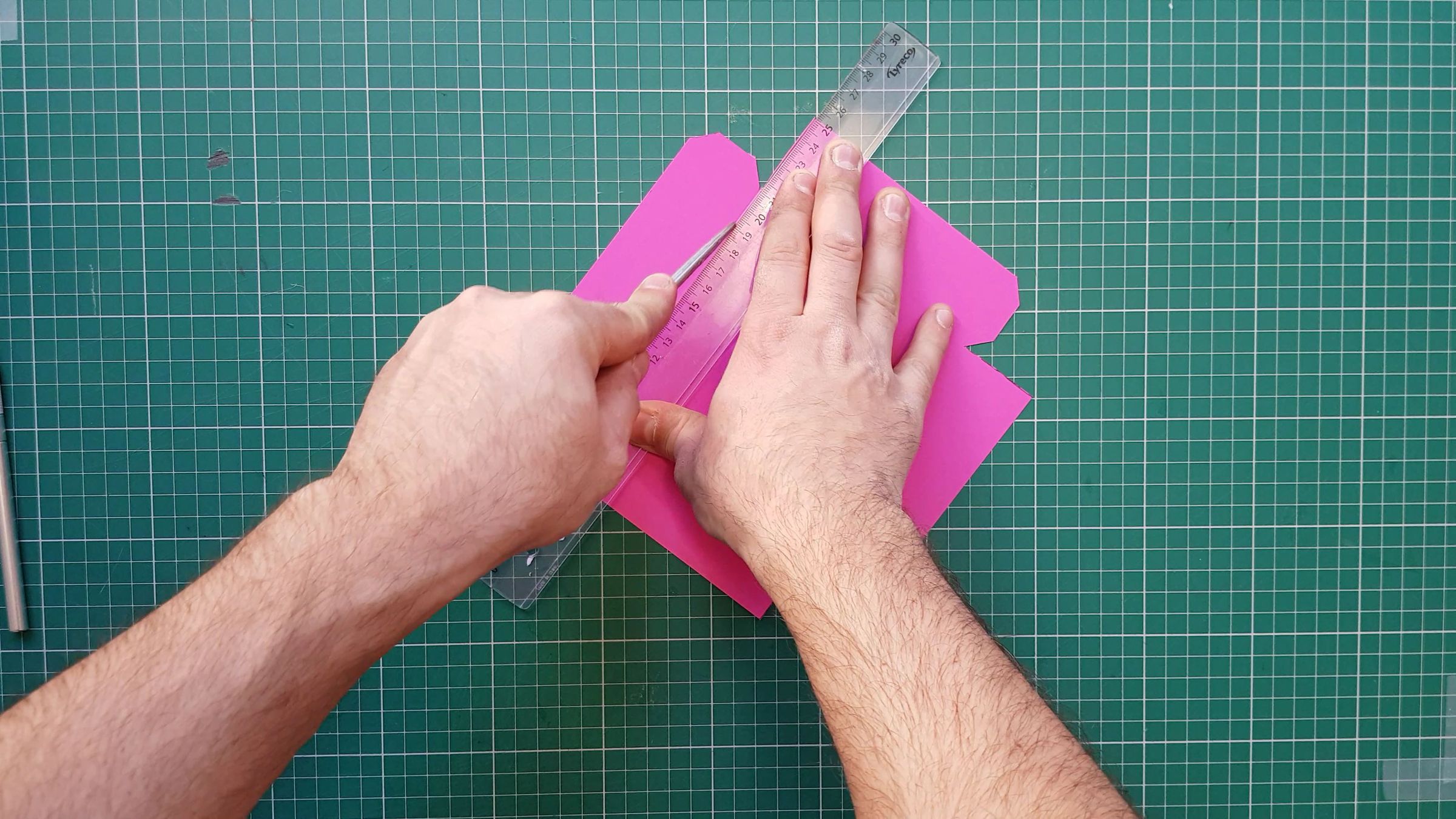 02-Cut out the layers and box cover 04.jpg