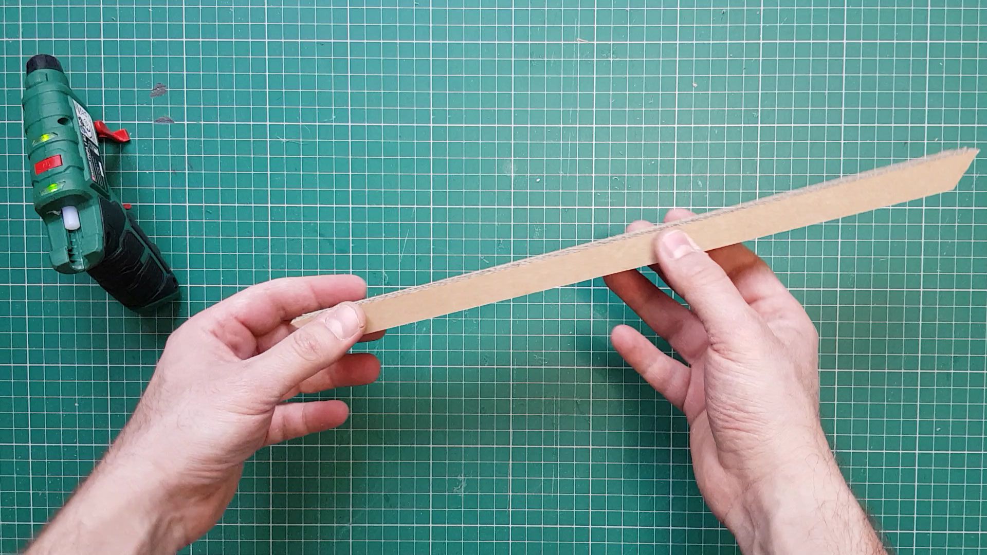 03 - Make a cardboard Frame 05.jpg