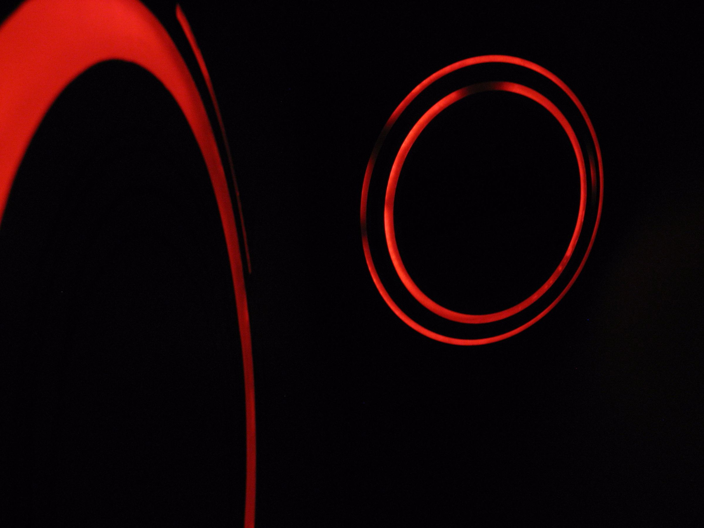 05 tron desk.JPG