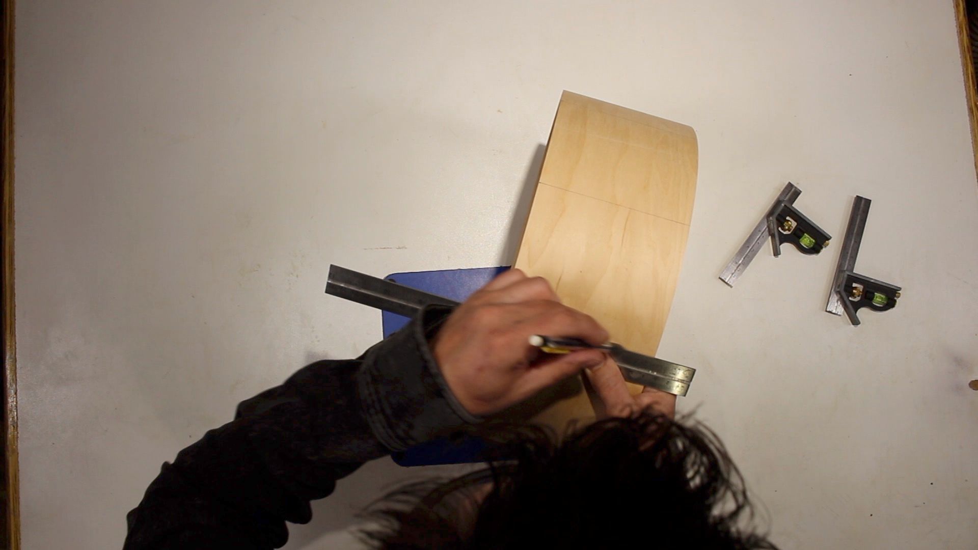 08 Vertical Lug Lines.jpg