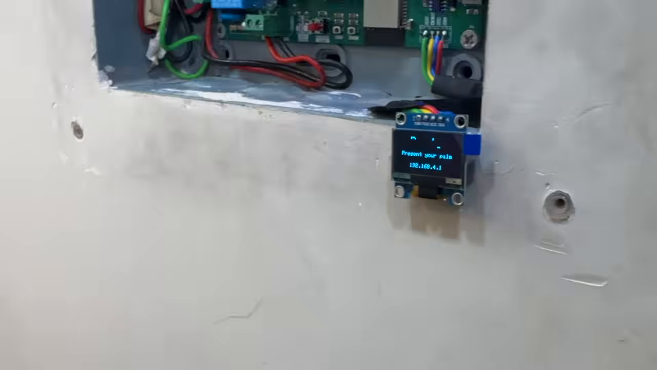 08_demo_c_oled_ready.png