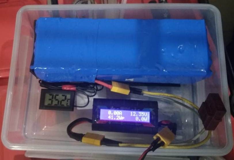 12vLi-ion pack.jpg