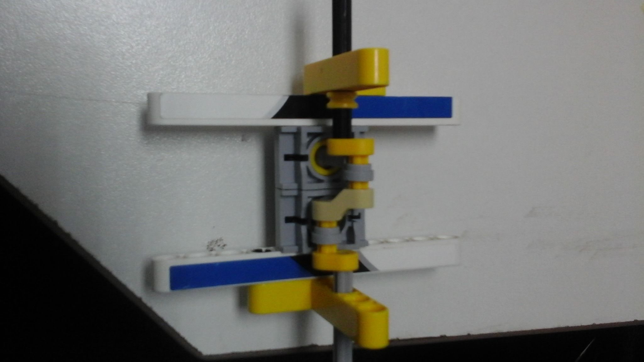 1461348658534-151624095.jpg