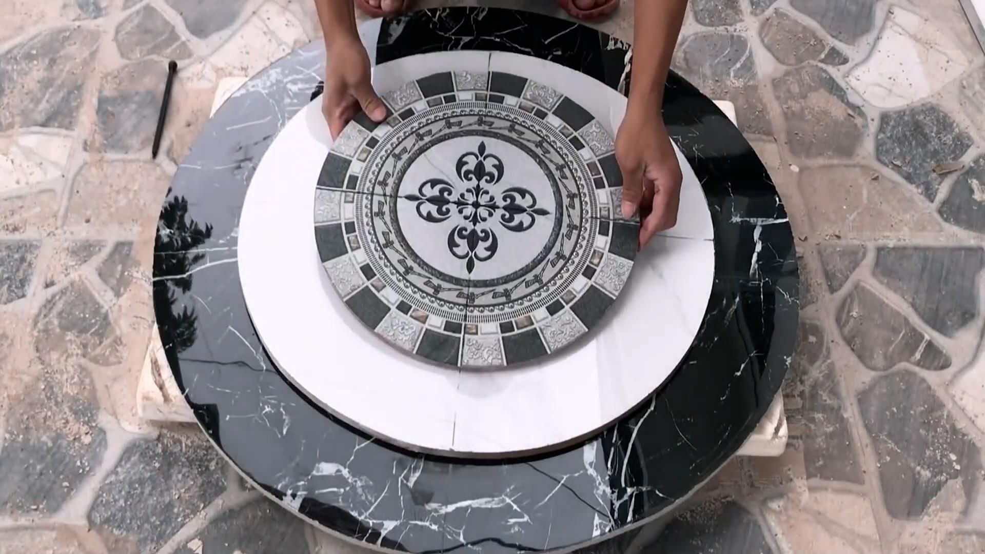 16.Turn ceramic tiles into stunning coffee table.00_00_19_48.Still006.jpg