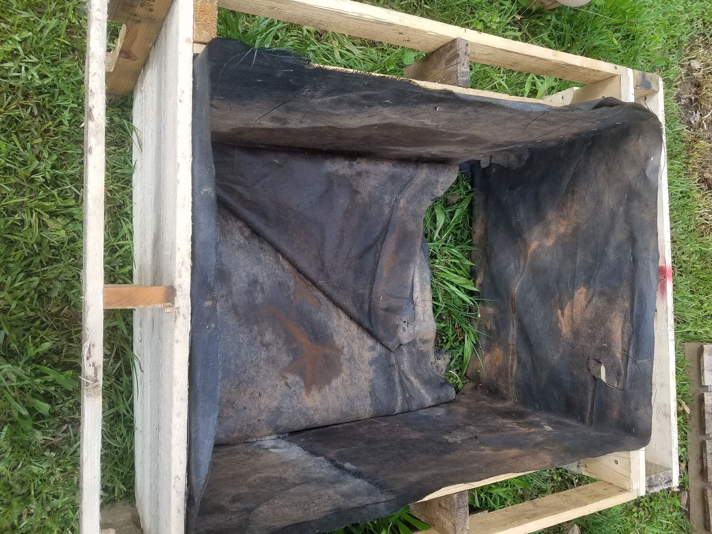 20160604_172602 Folding Excess Plastic  Into Bottom.jpg