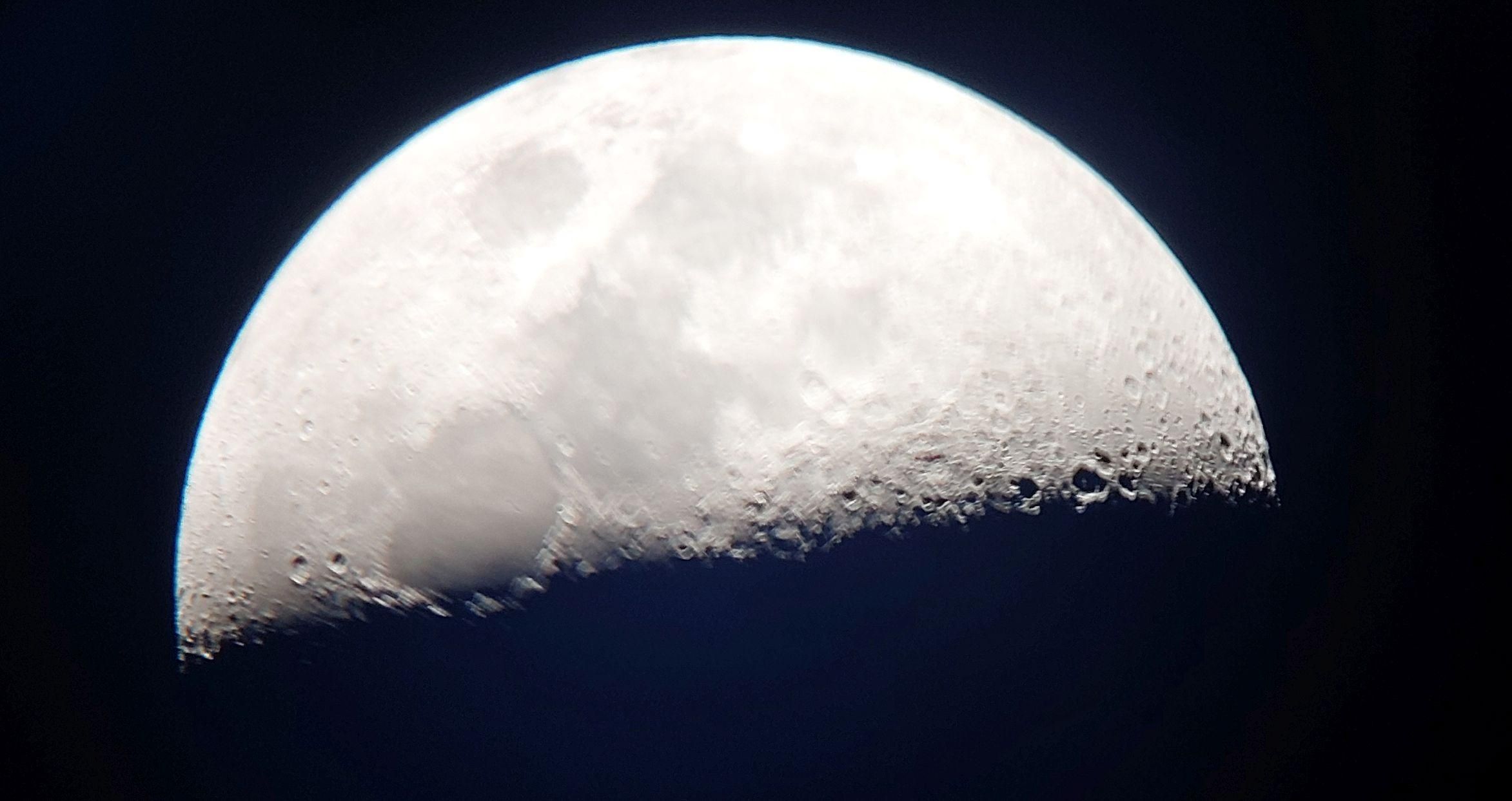 20250602_222306_Myfirstmoon.jpg