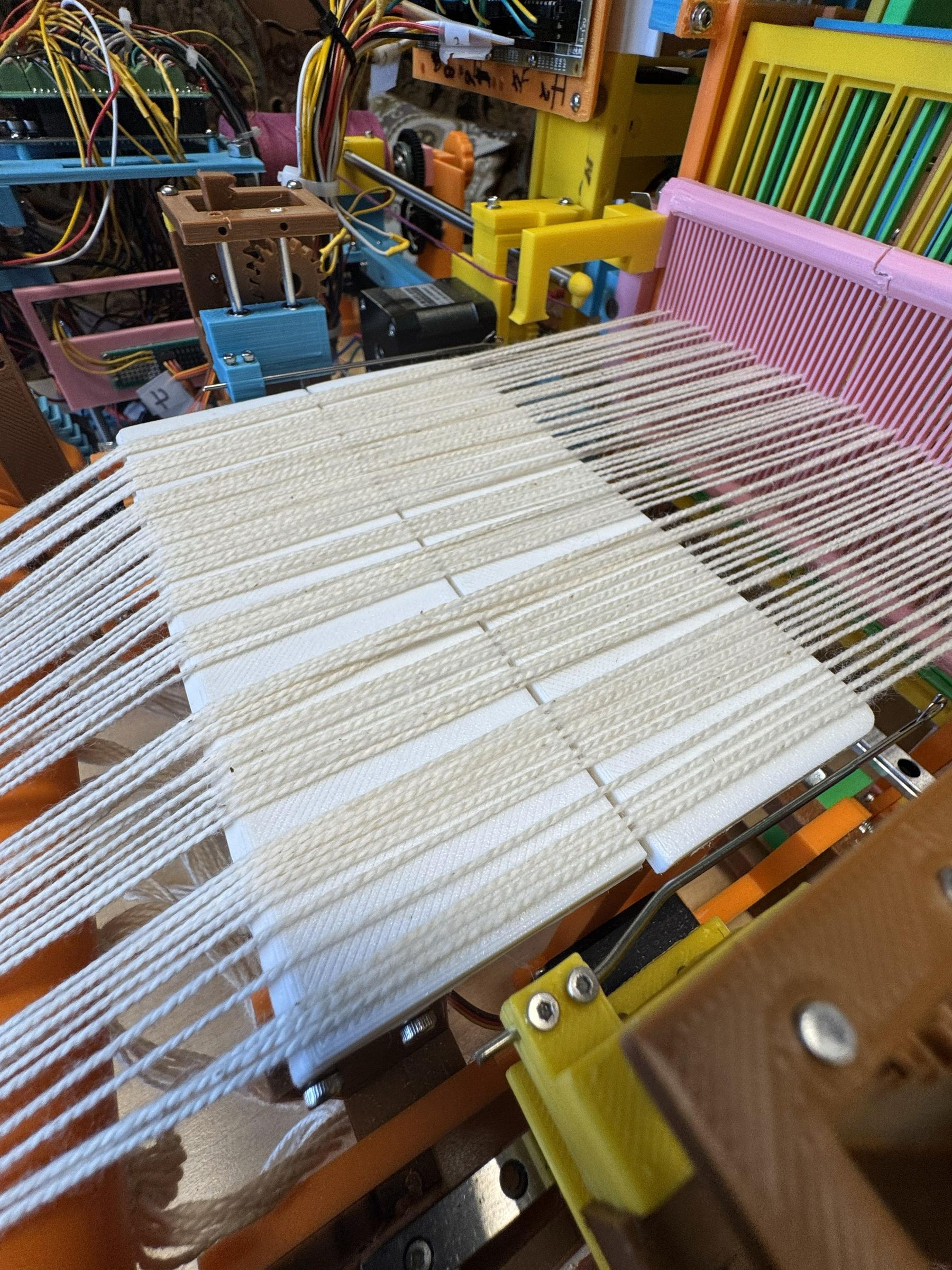5_WeaveTable.jpg