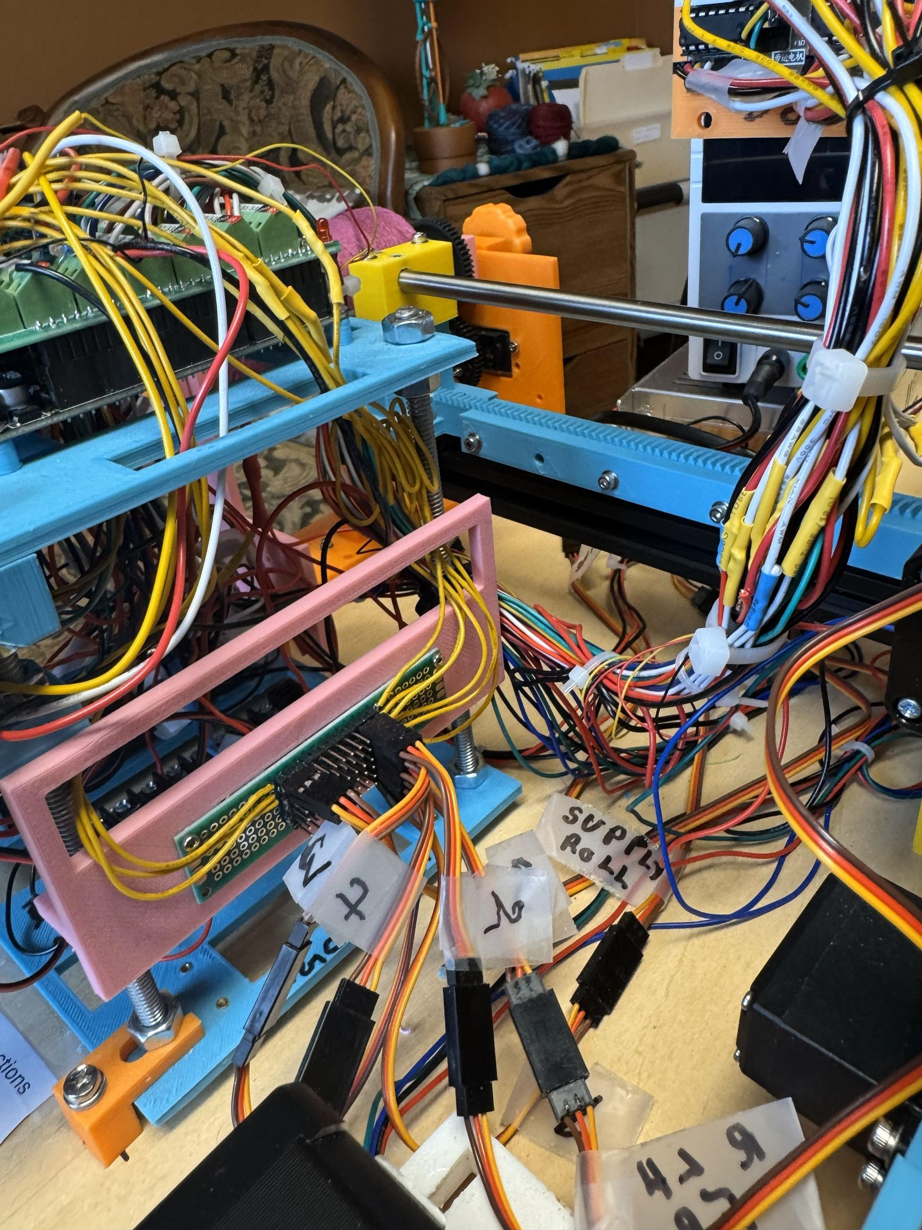 6_Elec_side_4126.jpg