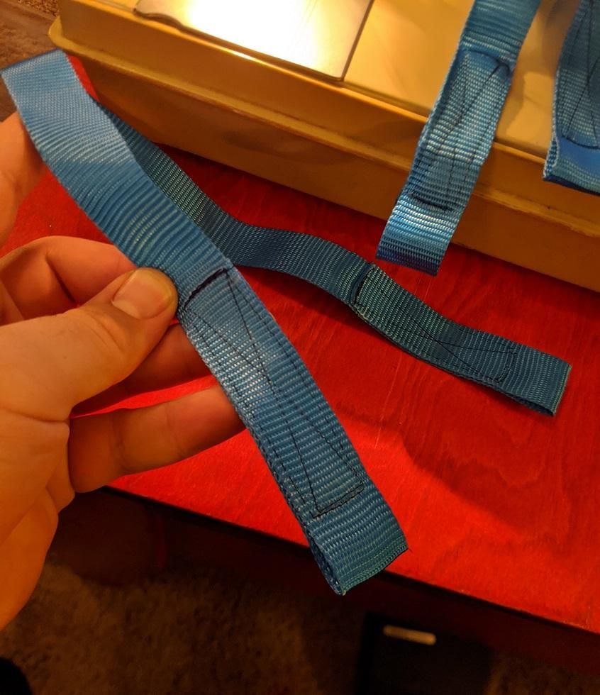 8straps.jpg