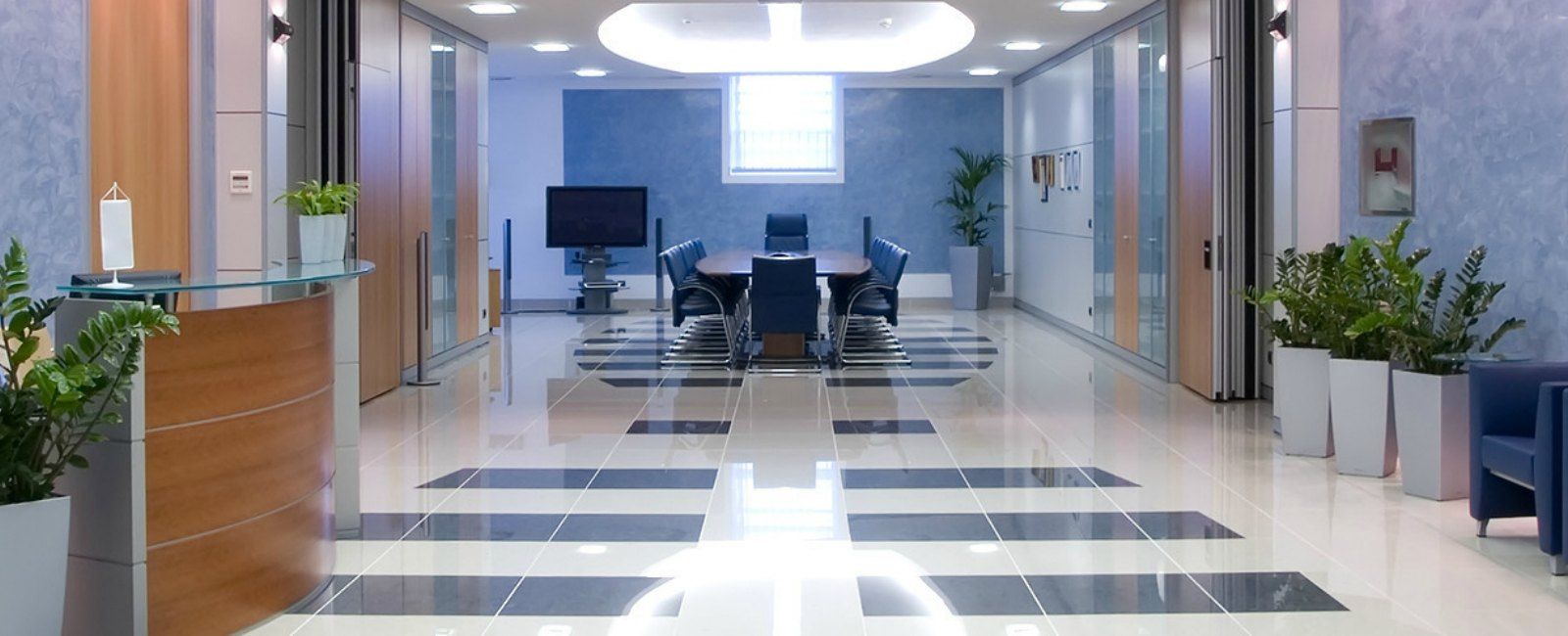 A Guide To Get The Commercial Cleaning Contract.jpg