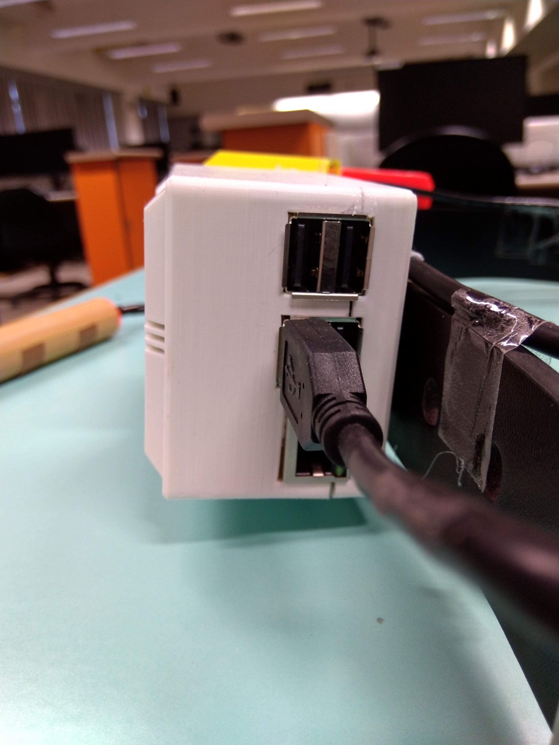 AI tutor 2.0 raspberry pi 3.0 usb port.jpg
