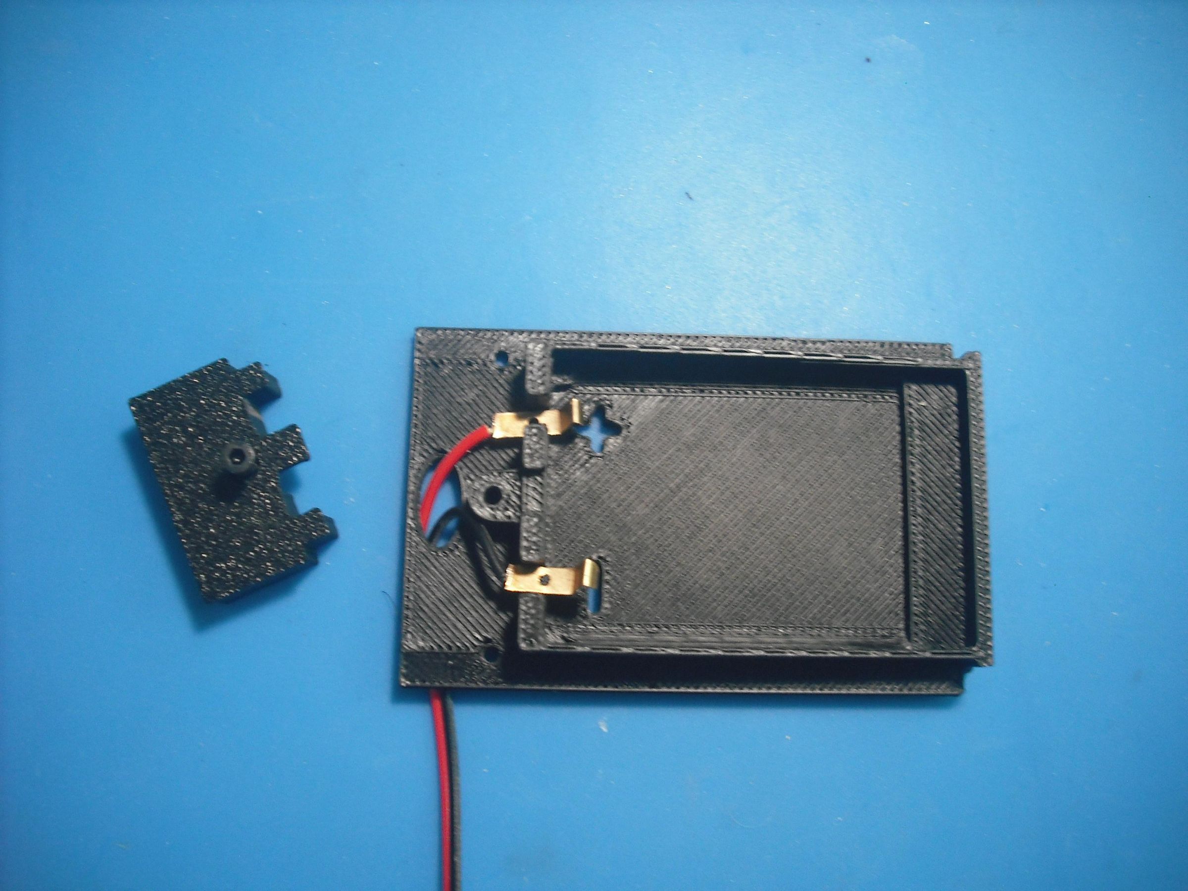 Battery holder (1).JPG