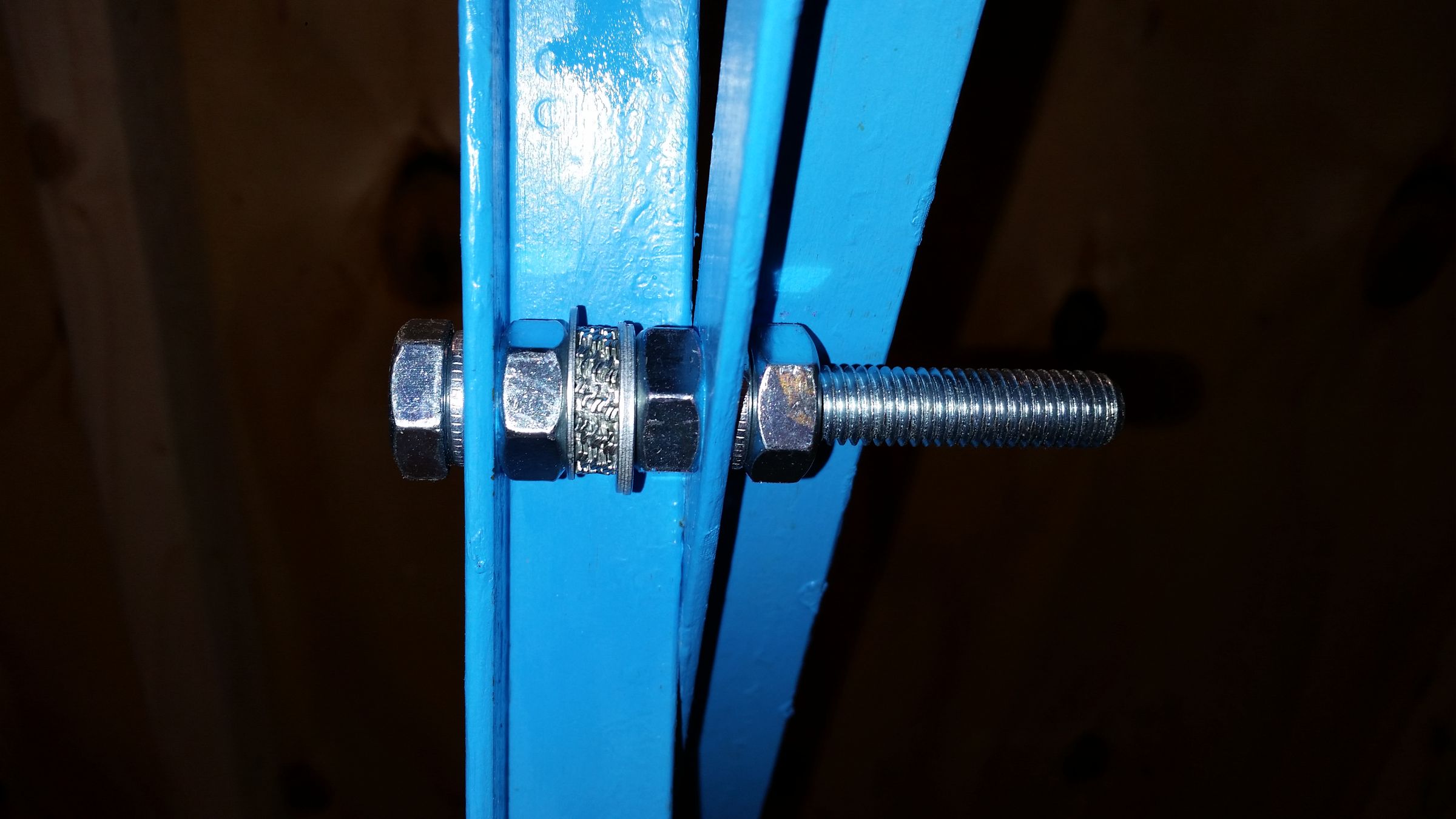 Bolt and spacers for cross member.jpg