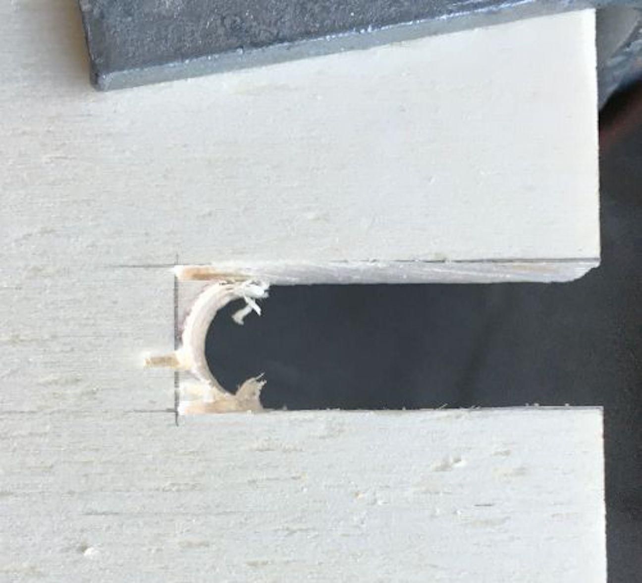 BottomGroove2.jpg