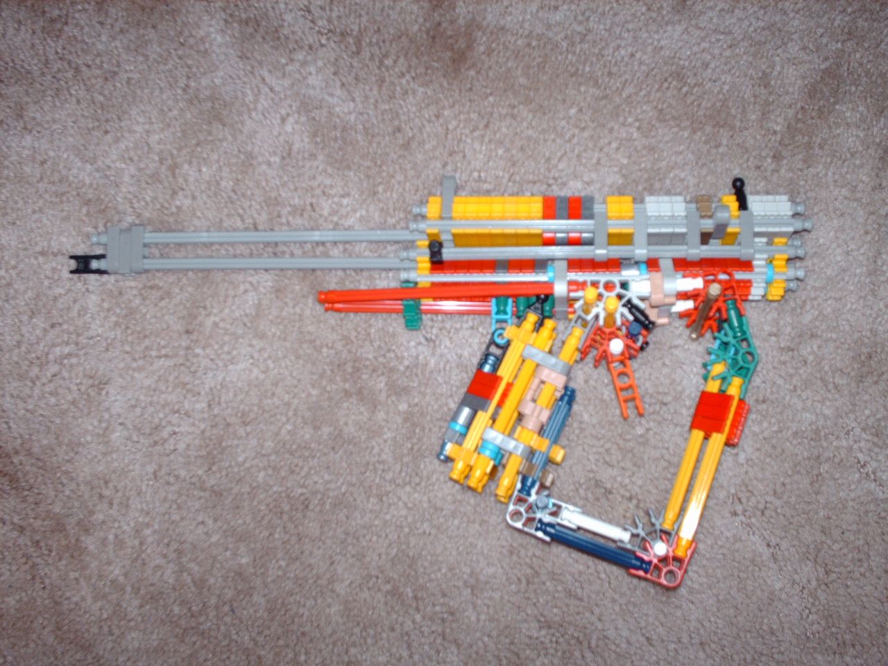 C:\Documents and Settings\Dave\My Documents\My Pictures\Knex AP2\Knex AP2 028.jpg