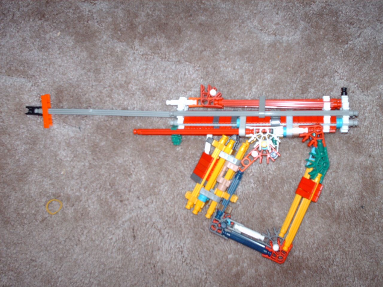 C:\Documents and Settings\Dave\My Documents\My Pictures\Knex Guns\Knex Guns 028.jpg