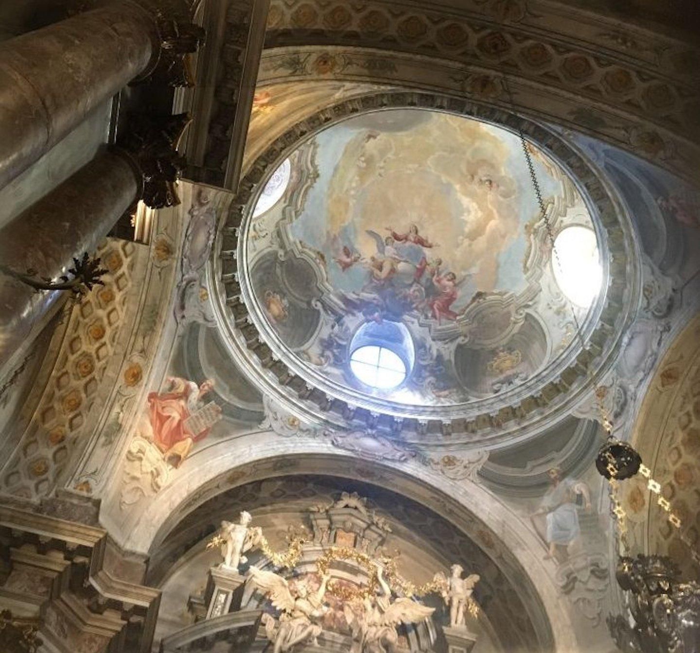 Ceiling2.jpg