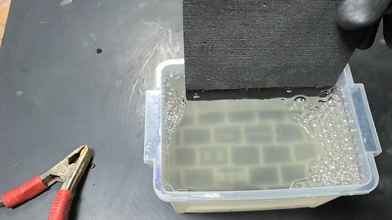 Cheap &amp; Acid-Free Zinc Plating! Electroplating &amp; Restoration Tips 6-52 screenshot.png