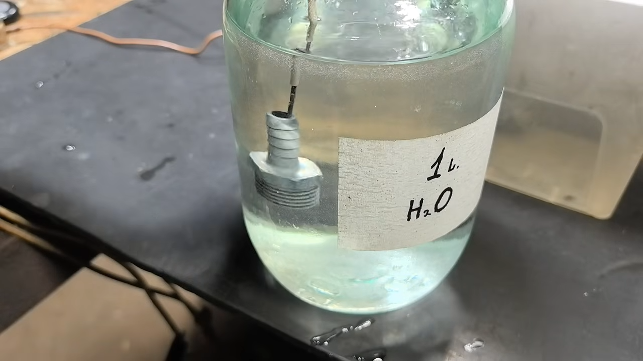 Cheap &amp; Acid-Free Zinc Plating! Electroplating &amp; Restoration Tips 9-27 screenshot.png