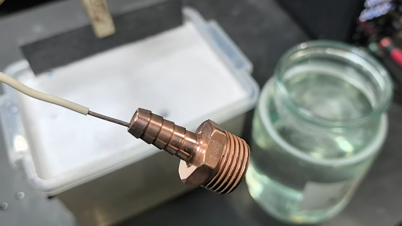 Cheap &amp; Acid-Free Zinc Plating! Electroplating &amp; Restoration Tips 7-46 screenshot.png