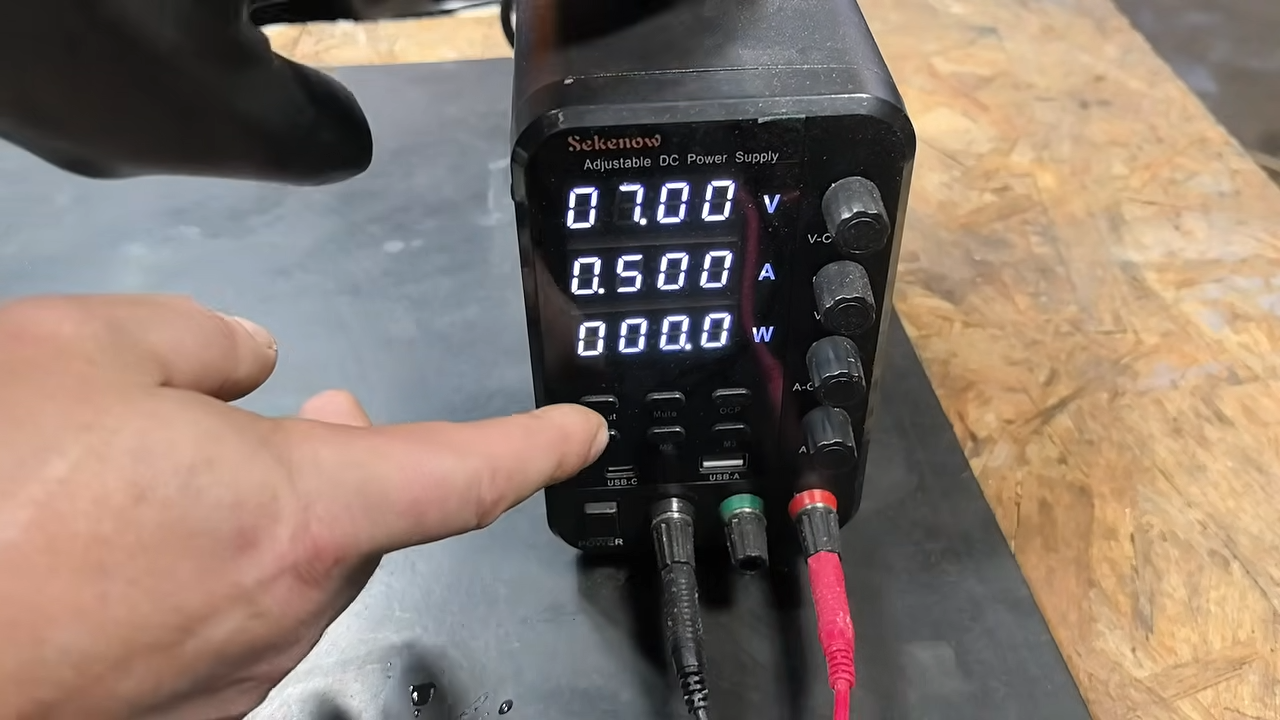 Cheap &amp; Acid-Free Zinc Plating! Electroplating &amp; Restoration Tips 7-24 screenshot.png