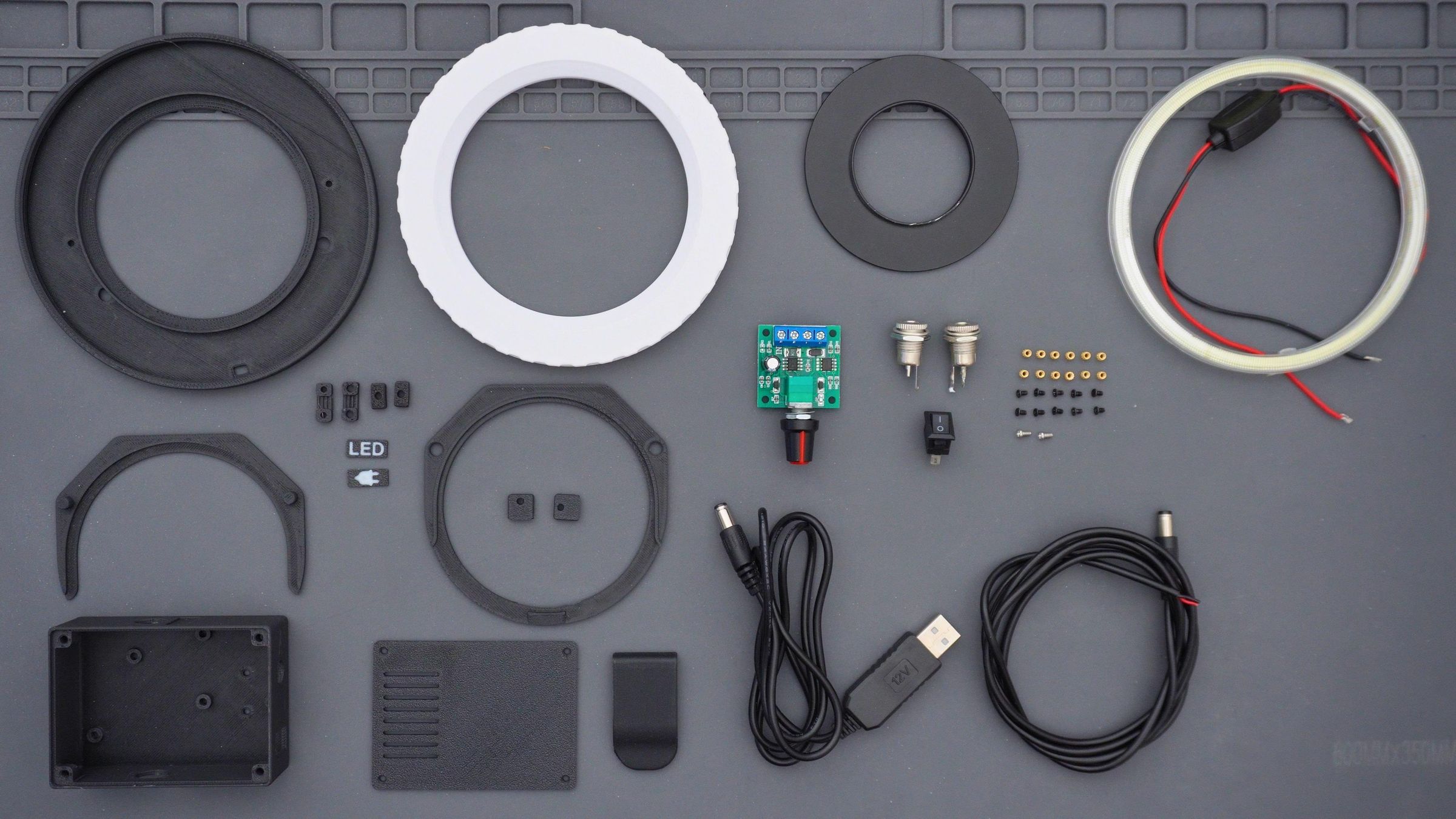 DIY Portable LED Ring Light with Quick Release (3D Printed)18.jpg