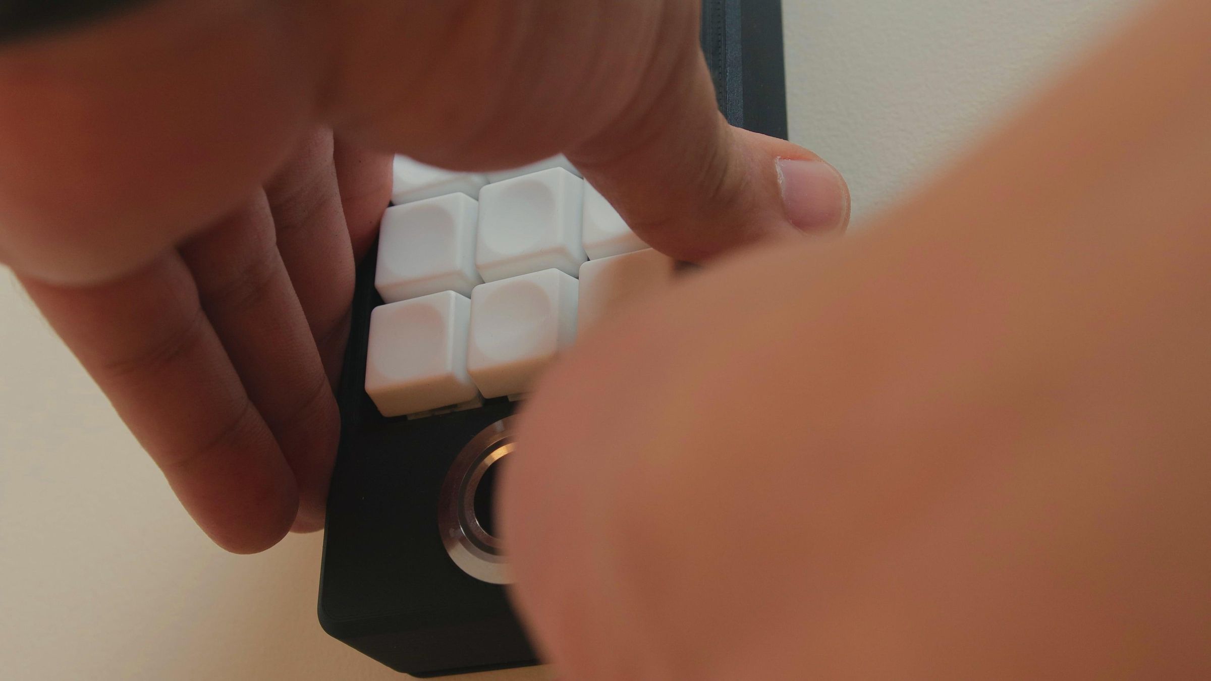 ESPHome_Keypad_Wall_Mounting8.jpg