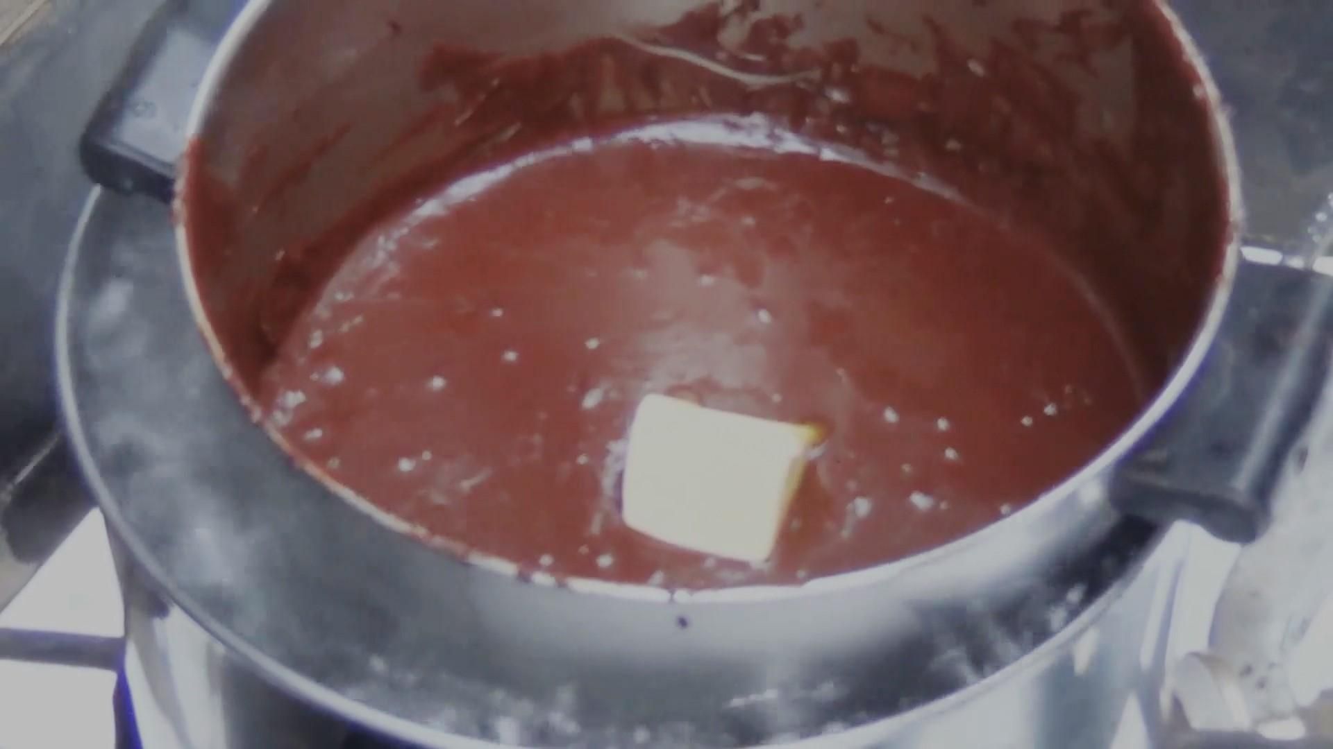 Finished Chocolate Bar Video0001-19733_Moment(9).jpg