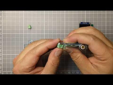 Fit test on squeezing all components into a mint box