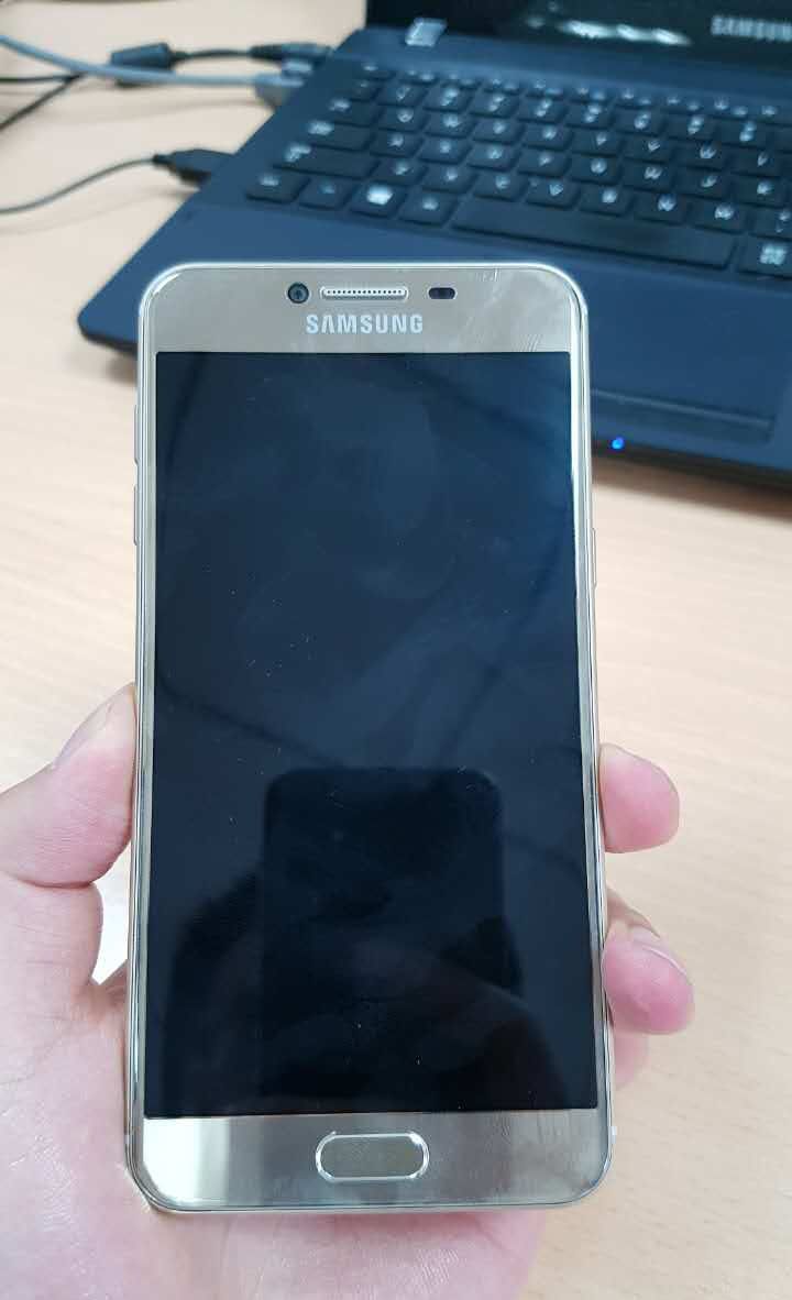 Galaxy-C5-01.jpg