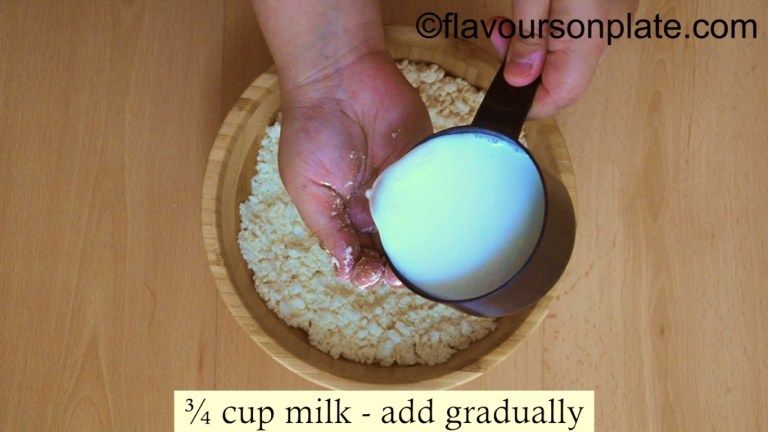 Gulab-jamun-milk.jpg