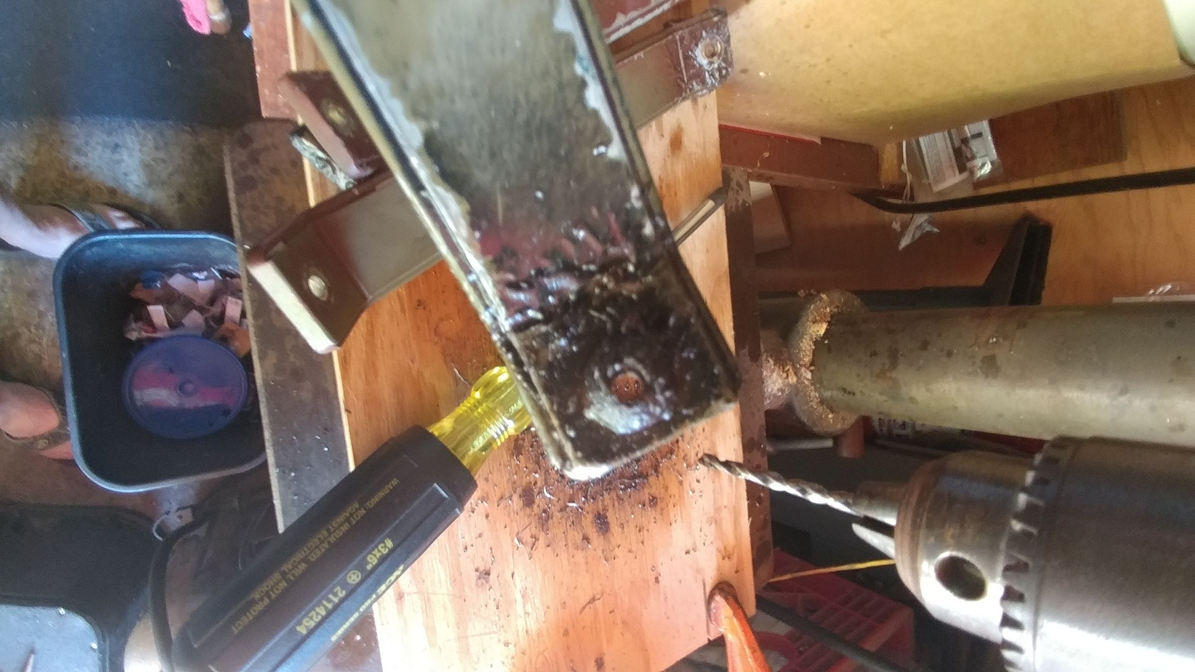 H3 drilling out stuck screws.jpg