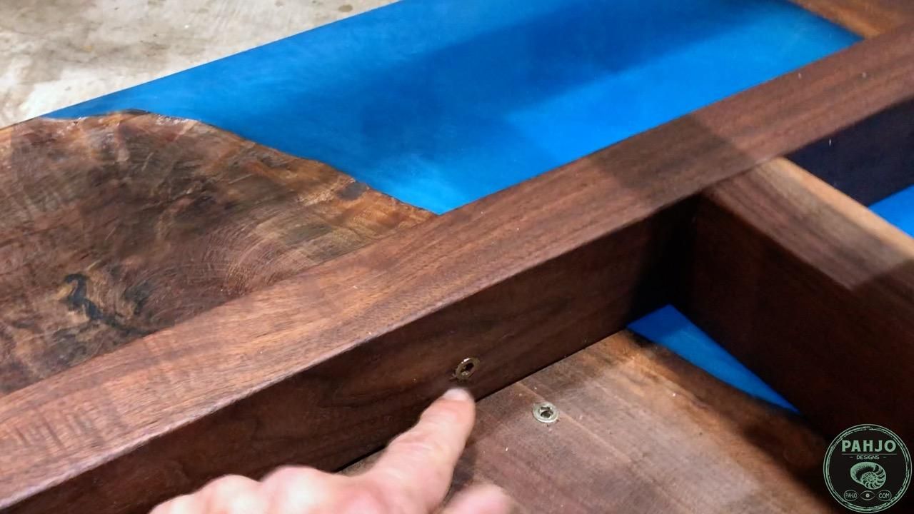How to Attach Table Top to Base-2.jpg