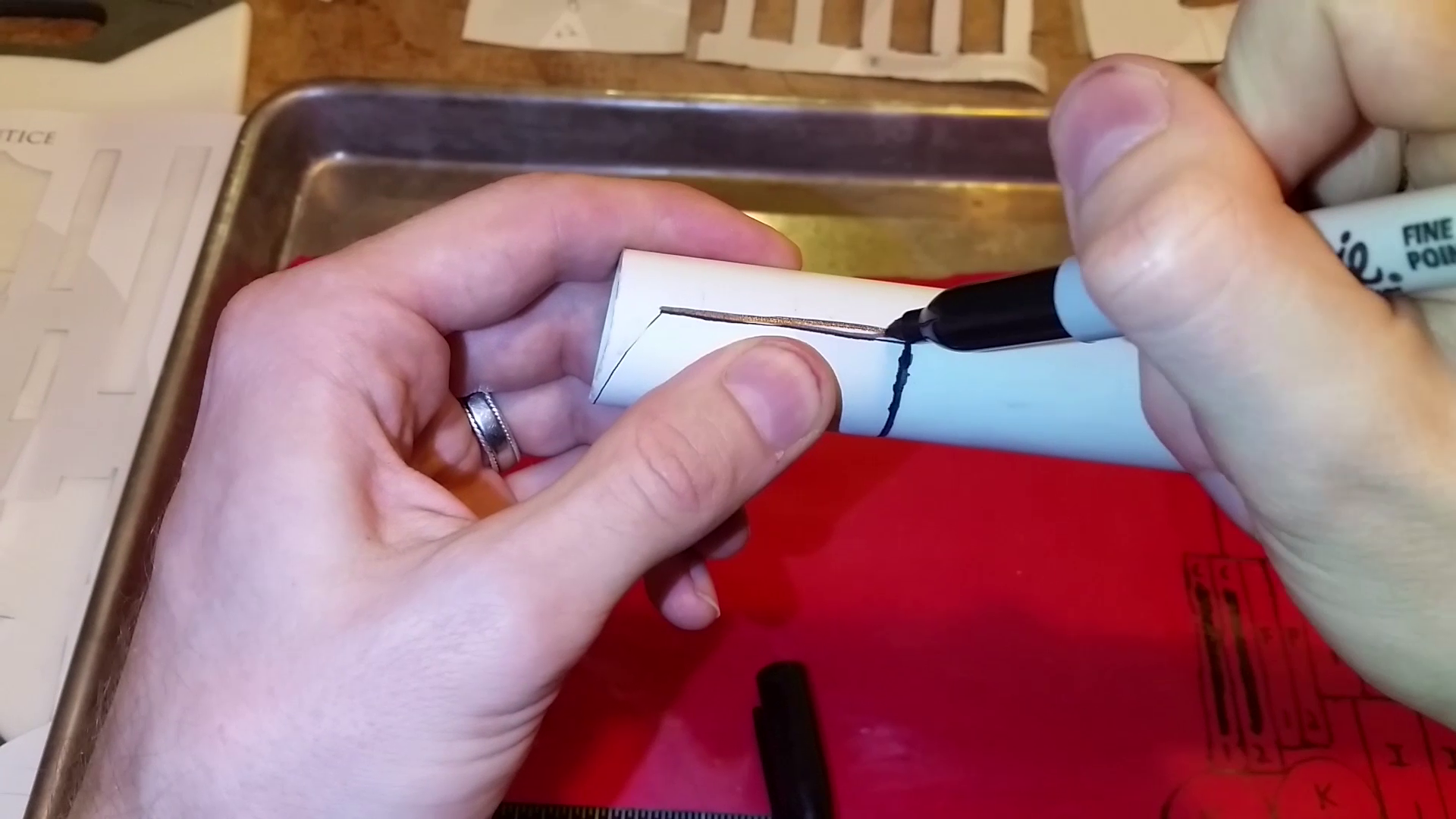 How to make a lightsaber - Kylo Ren (14).png
