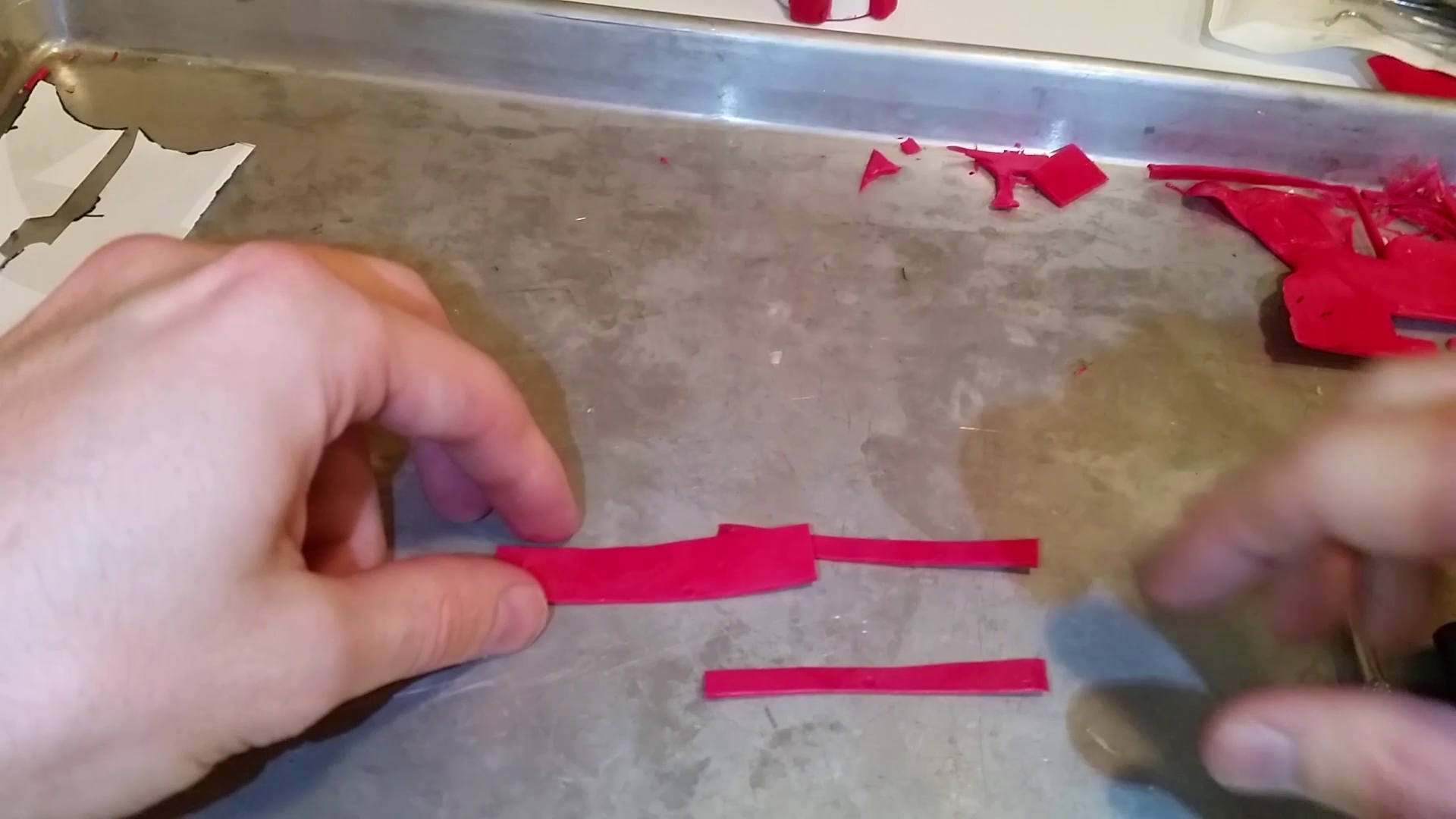 How to make a lightsaber - Kylo Ren (80).png