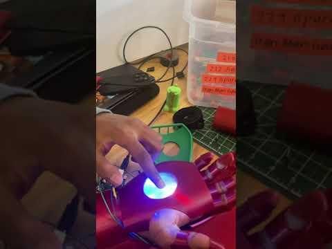 Iron Man Gauntlet Demo - ironJAN