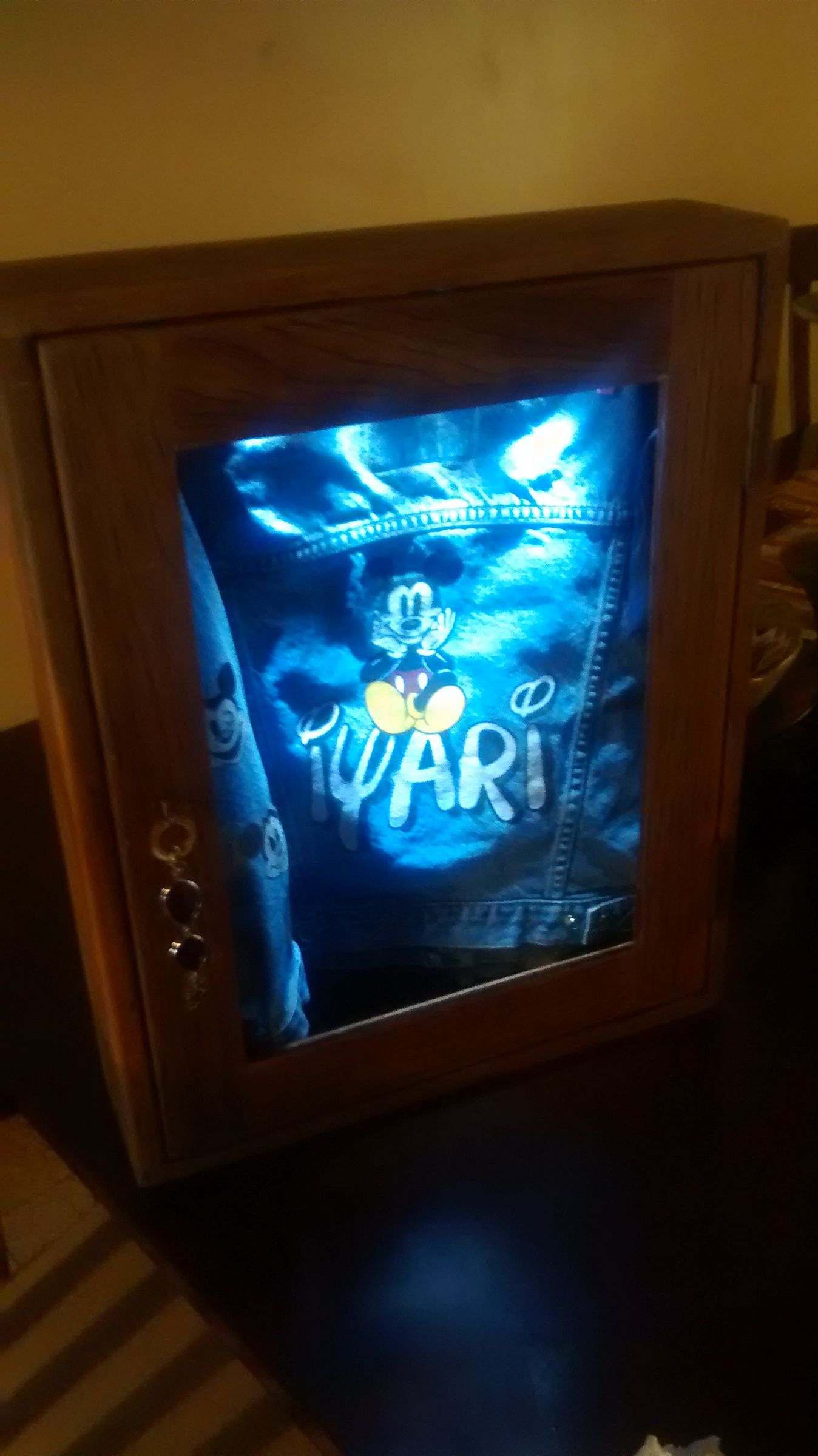 Iyari Box 7.jpg