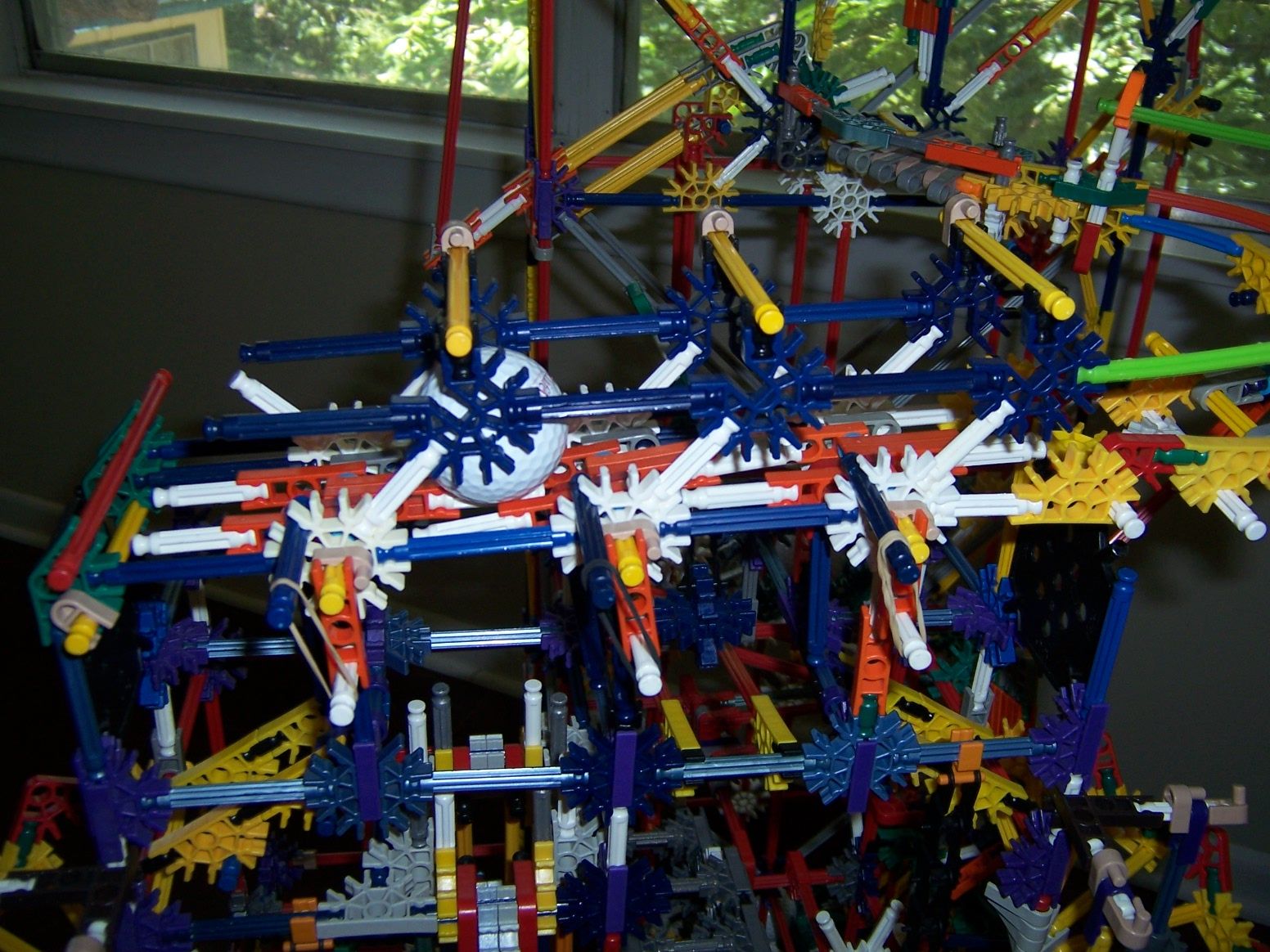Knex Ball Machine Parallax 020.jpg