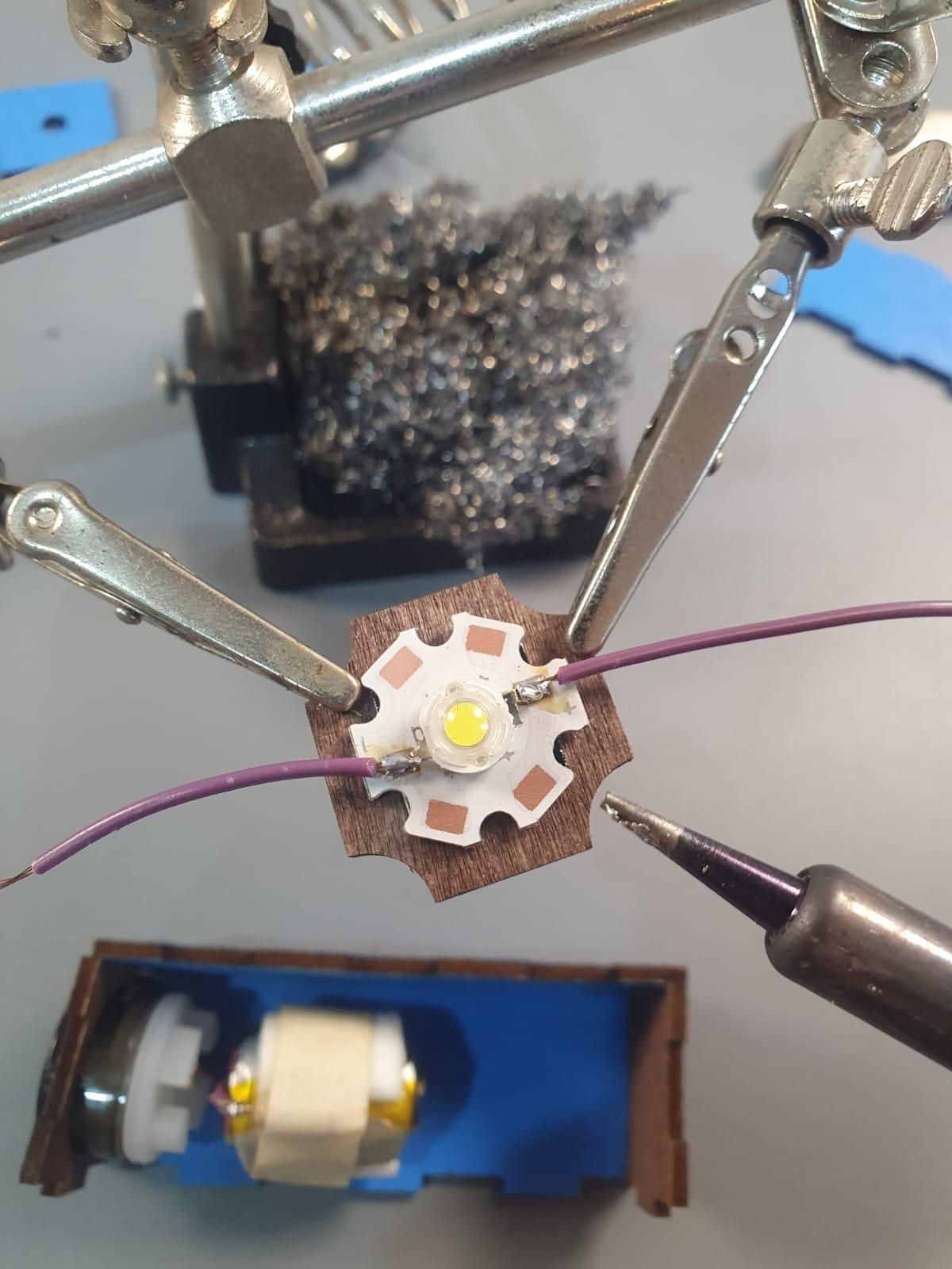 LED.jpeg