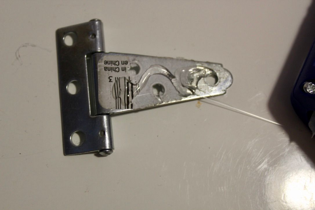 Li96CJ86SaKSPKJ9CNCLug_thumb_8fa.jpg