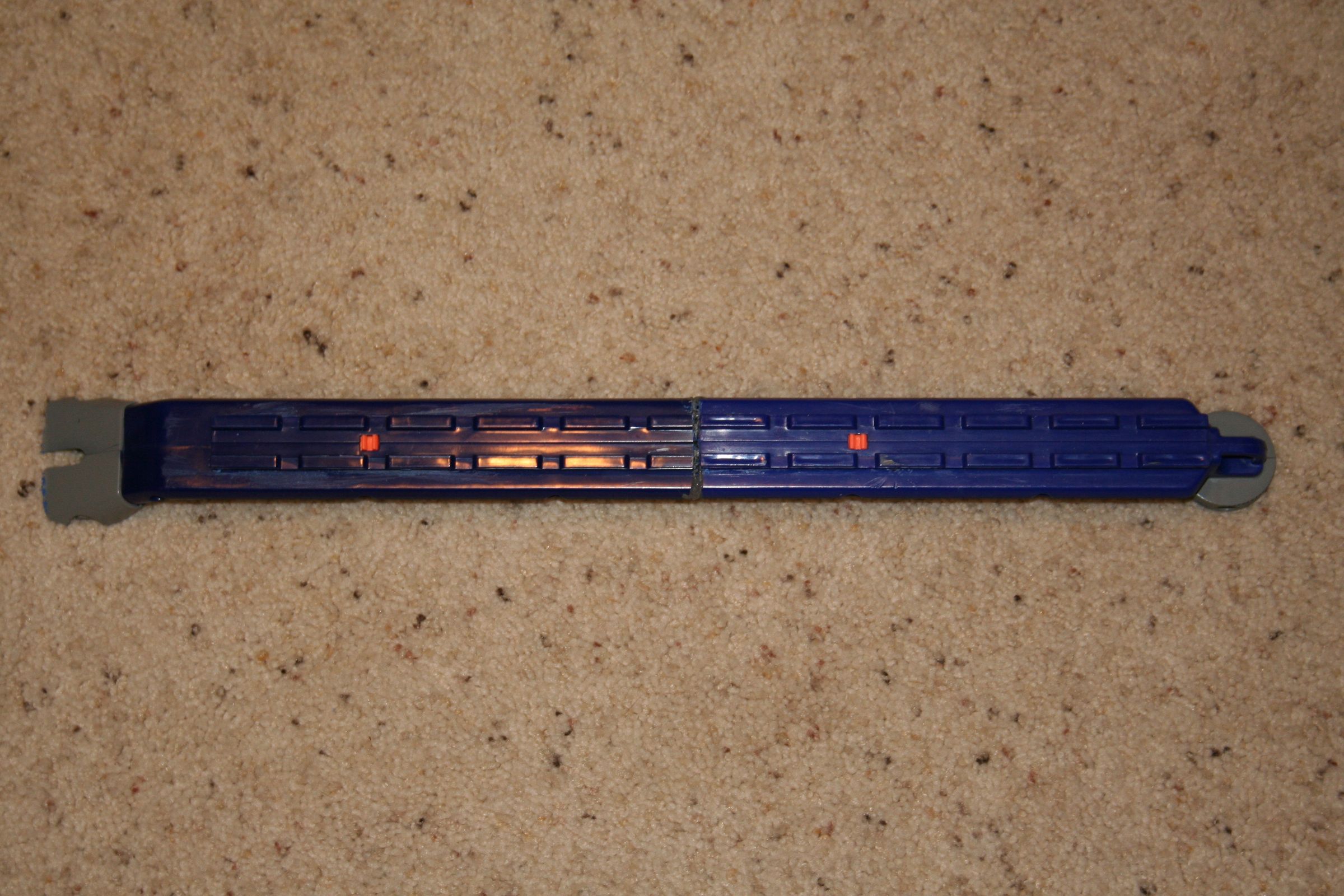 M41a pulse rifle mod - rail part 1 top.jpg
