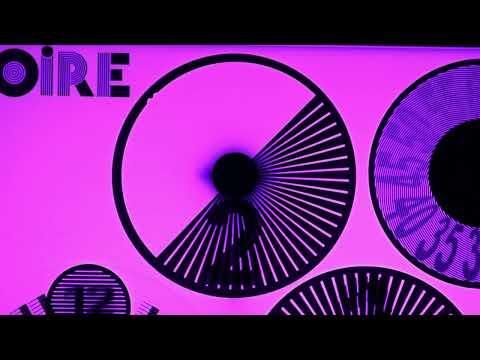 Moir&eacute; Clock Explained