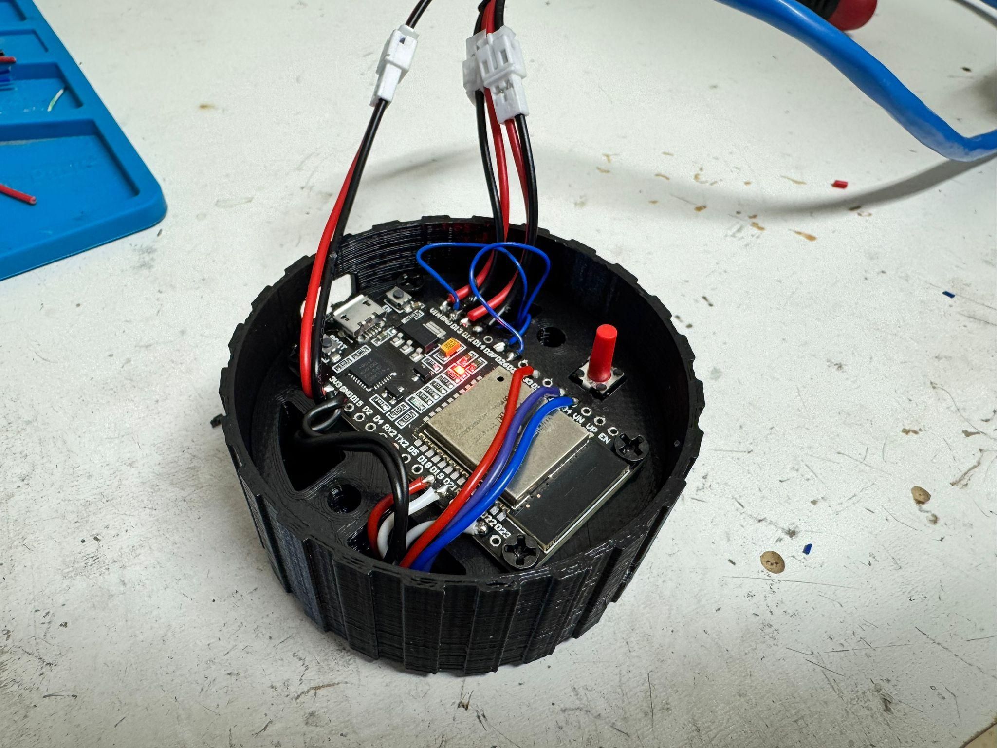 Monitor_Electronics_Shell.jpeg