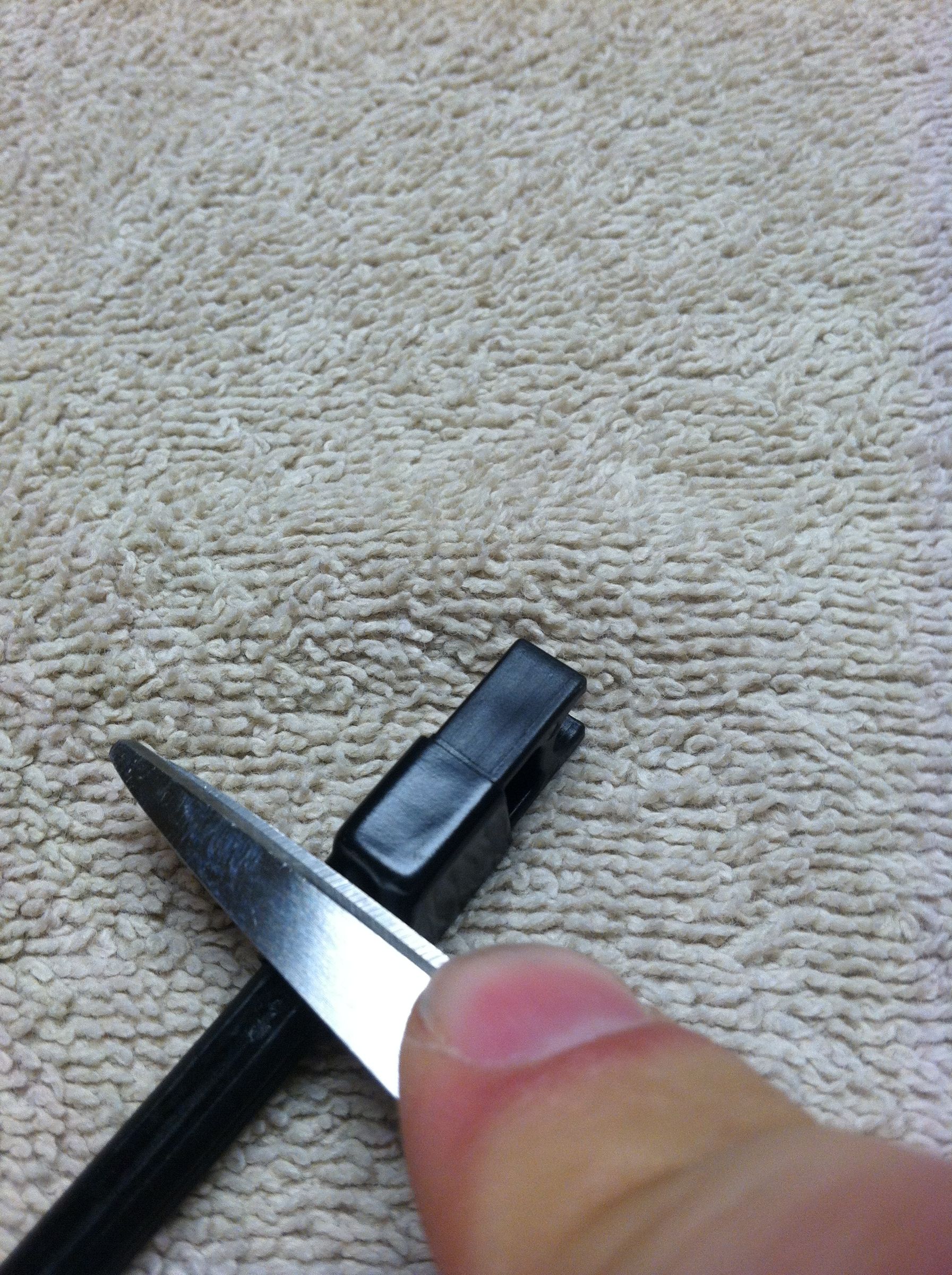 PictureKylephone2 120.jpg