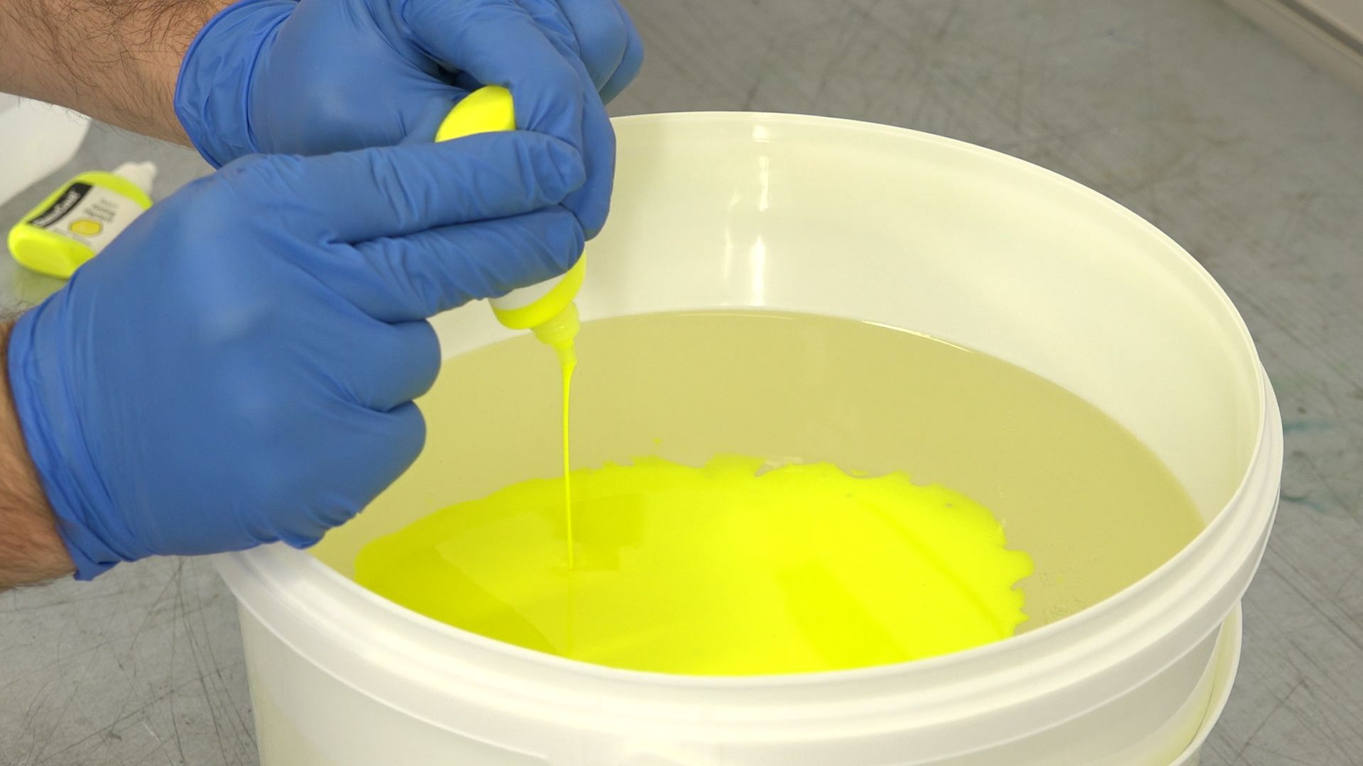 Pigment into Resin.jpg