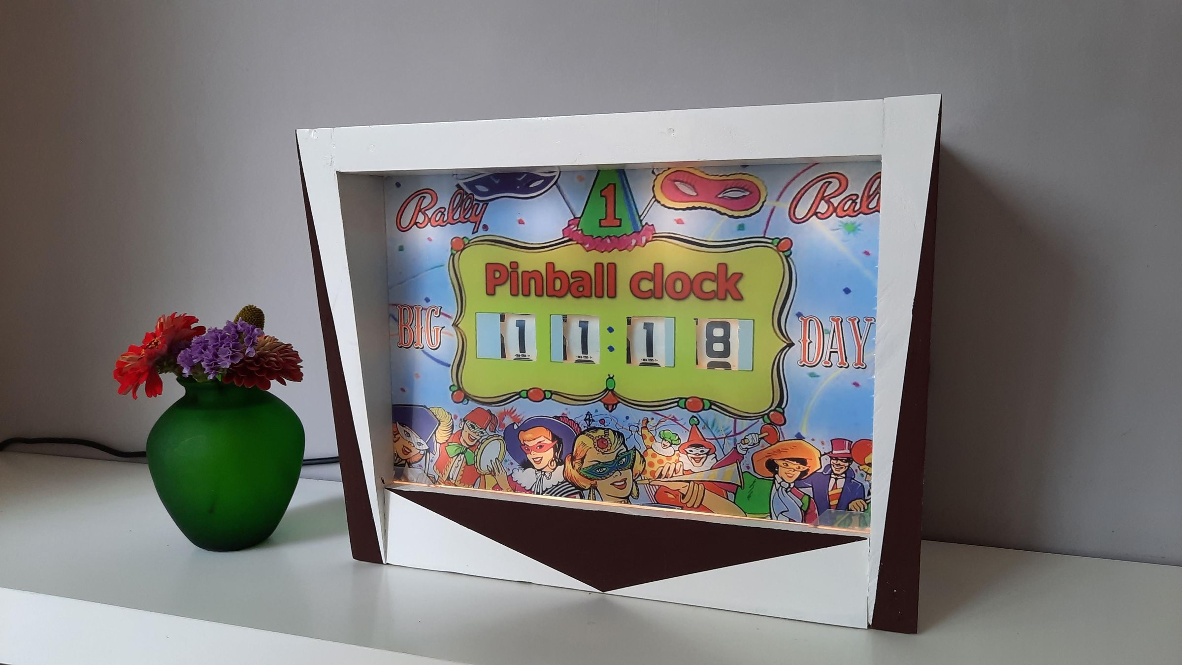 Pinball Clock.jpg