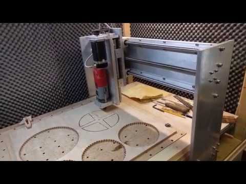 Planetarium   CNC milling a gear