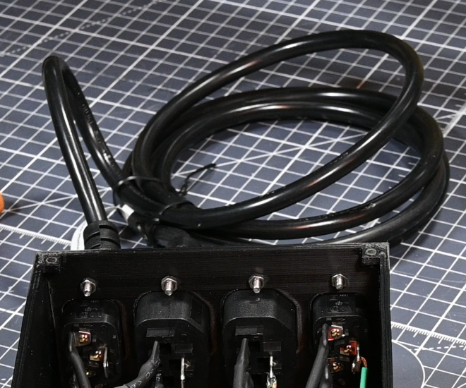Plug in IEC Cables.png
