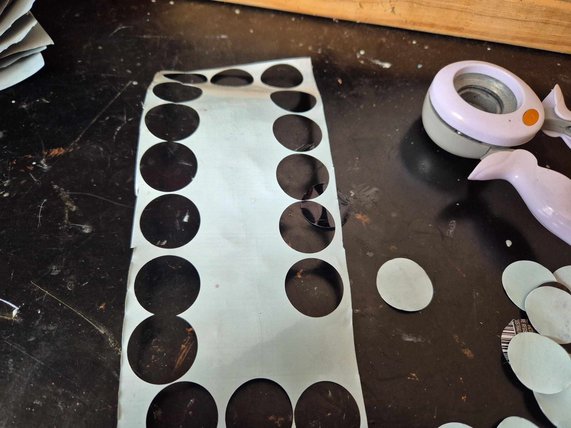 Punching-2cm-aluminium-circles.jpg